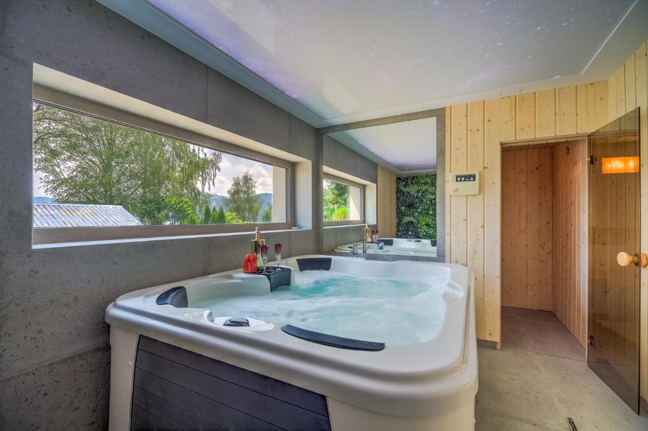 Znamirowickachata Sauna Jacuzzi Spa Znamirowice المظهر الخارجي الصورة